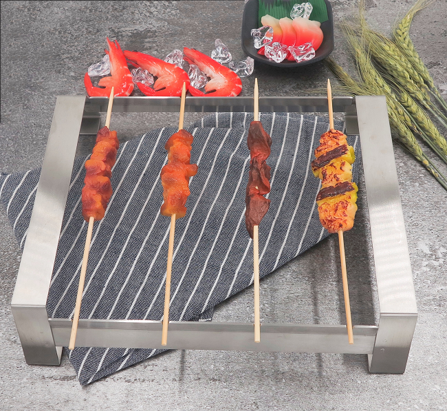 Barbecue frame   &     Skewers