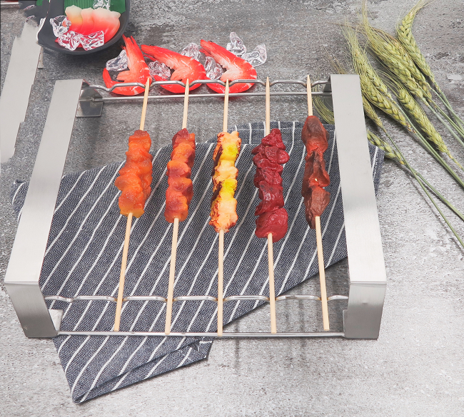Barbecue frame               &       Skewers